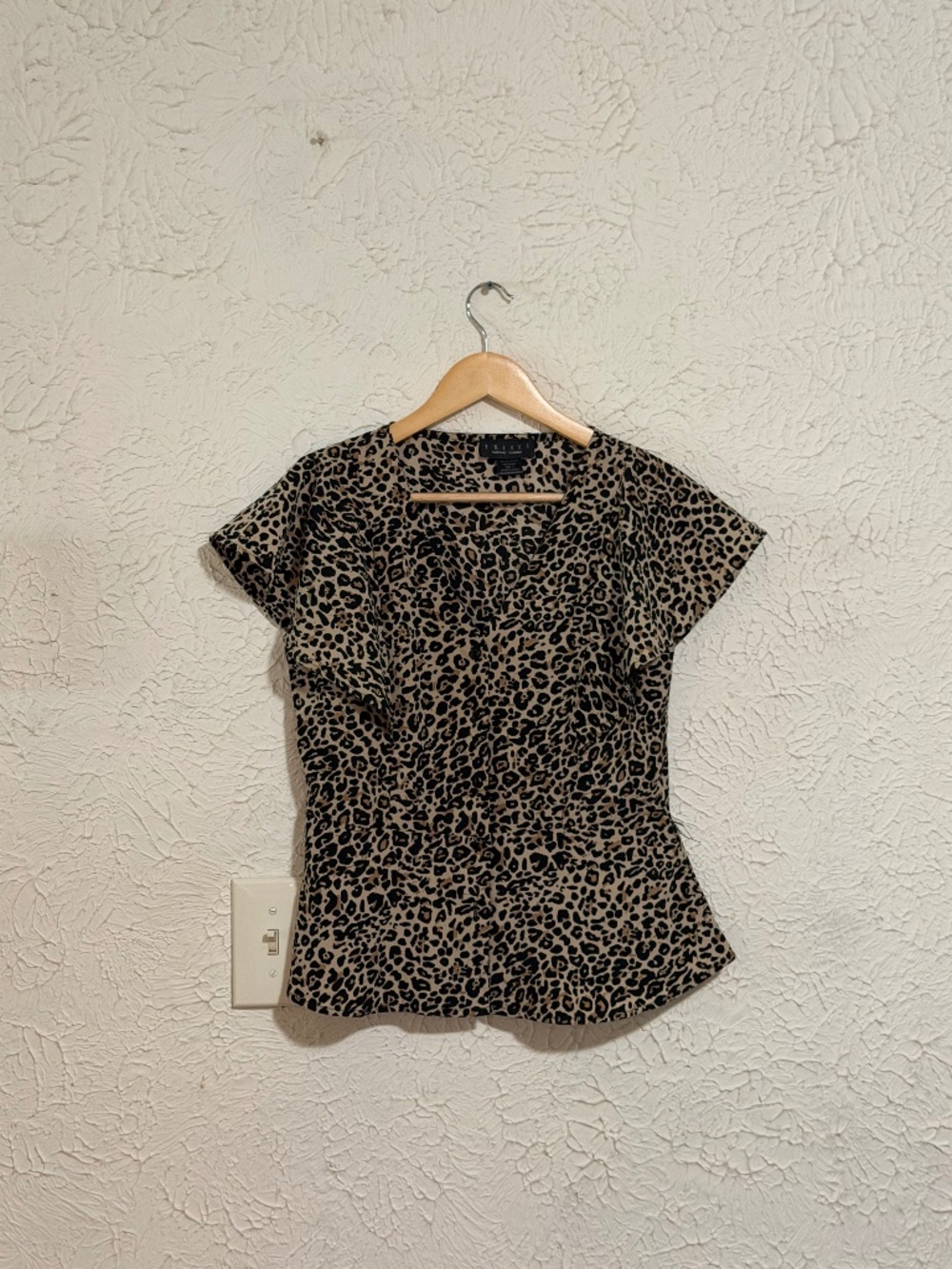 Trixxi Women's Blouse Size S Leopard Cheetah Print Button Front Short Sleeve